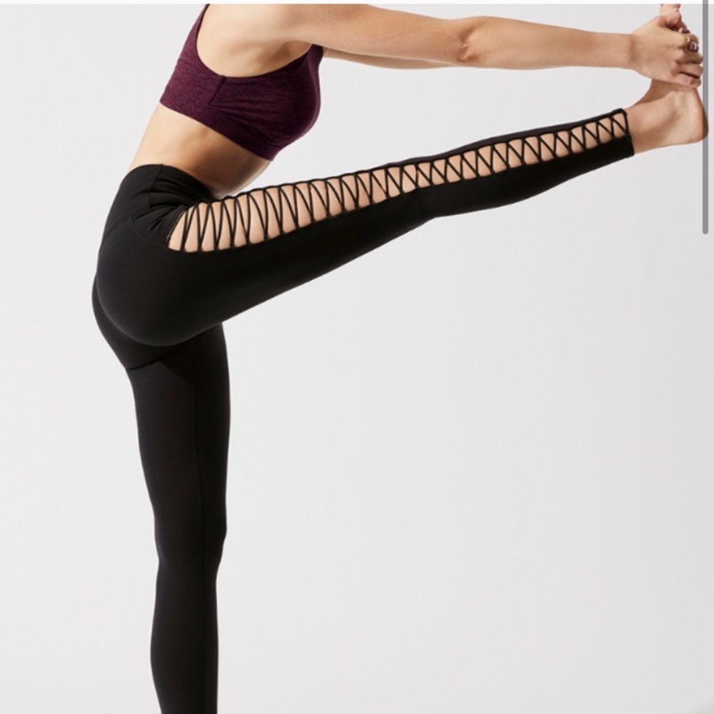 Alo Yoga highline lace-up leggings